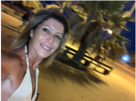 Eva - Sonrisa auténtica